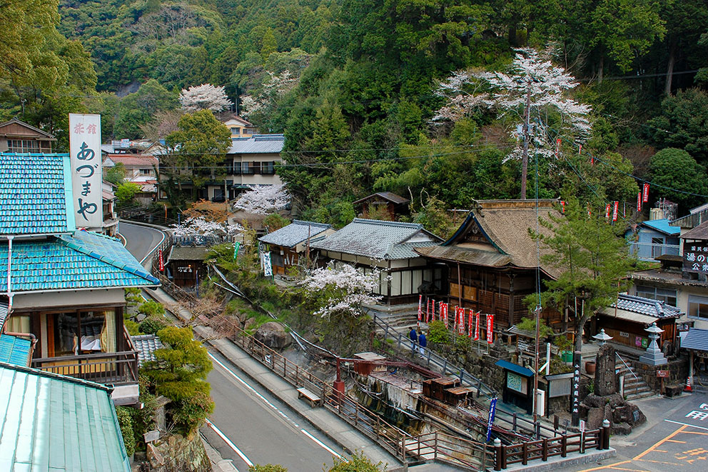 湯の峰温泉