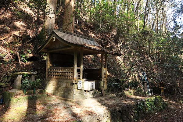 熊野古道中辺路 蛇形地蔵